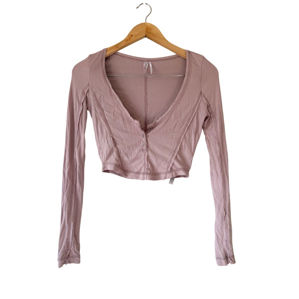 Out‎ From Under Urban Outfitters Ribbed Henley Crop Top Long Sleeve Mauve S